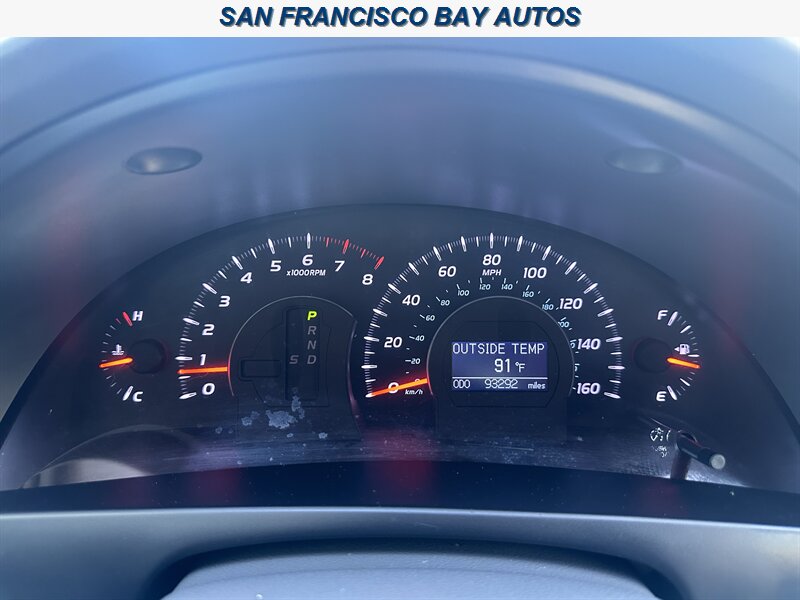 2011 Toyota Camry XLE V6 - Photo 16 - San Rafael, CA 94901