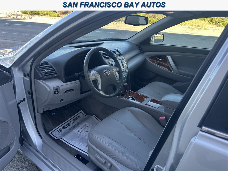 2011 Toyota Camry XLE V6 - Photo 21 - San Rafael, CA 94901