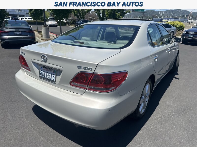 2005 Lexus ES 350's photo
