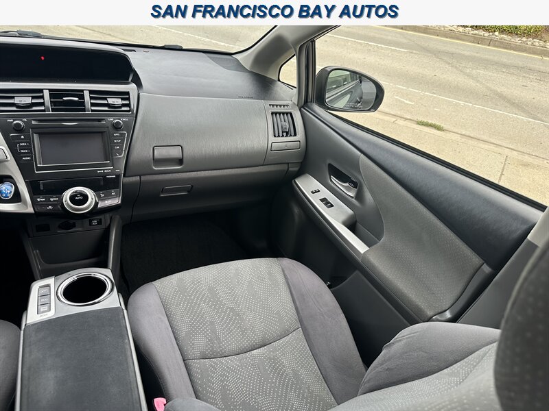 2013 Toyota Prius v Three   - Photo 25 - San Rafael, CA 94901