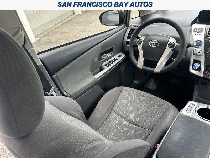 2013 Toyota Prius v Three   - Photo 16 - San Rafael, CA 94901