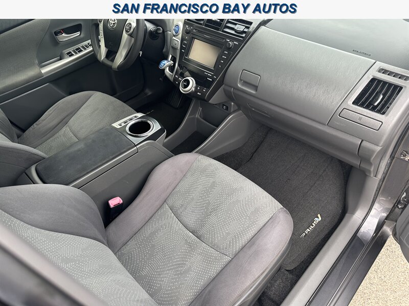 2013 Toyota Prius v Three   - Photo 23 - San Rafael, CA 94901