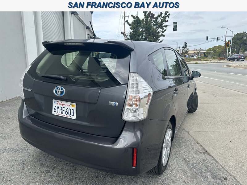 2013 Toyota Prius v Three   - Photo 7 - San Rafael, CA 94901
