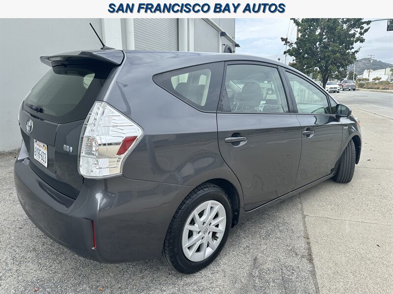 2013 Toyota Prius v Three   - Photo 6 - San Rafael, CA 94901
