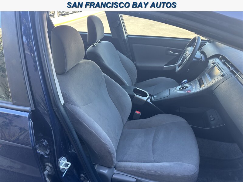 2015 Toyota Prius Two   - Photo 17 - San Rafael, CA 94901
