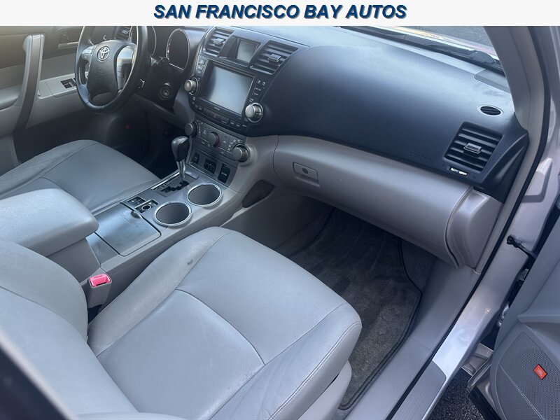 2008 Toyota Highlander Sport   - Photo 24 - San Rafael, CA 94901