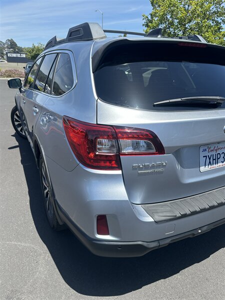 2017 Subaru Outback 2.5i Limited AWD - Photo 40 - San Rafael, CA 94901