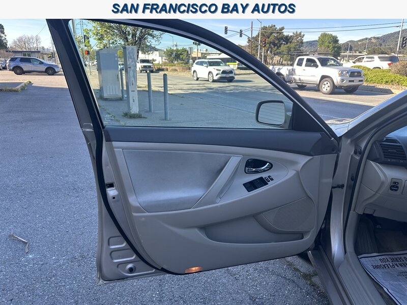 2009 Toyota Camry LE - Photo 34 - San Rafael, CA 94901