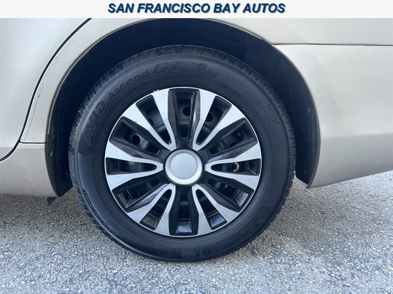 2009 Toyota Camry LE - Photo 30 - San Rafael, CA 94901