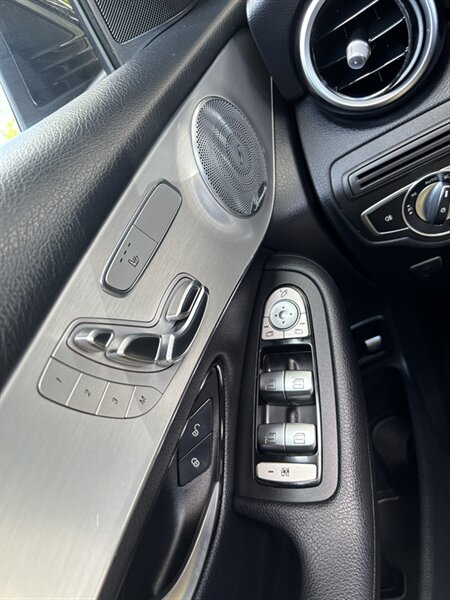 2019 Mercedes-Benz GLC GLC 350e 4MATIC - Photo 35 - San Rafael, CA 94901