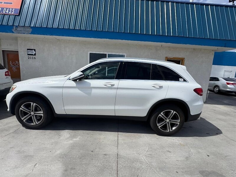 2016 Mercedes-Benz GLC GLC 300 4MATIC  