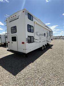 2011 Starcraft 319BSLT   - Photo 3 - Hatch, NM 87937