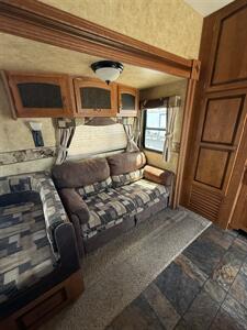 2011 Starcraft 319BSLT   - Photo 12 - Hatch, NM 87937