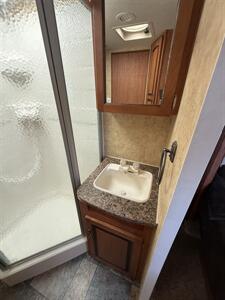 2011 Starcraft 319BSLT   - Photo 8 - Hatch, NM 87937