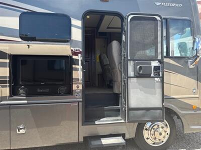 2017 Fleetwood Bounder 33C   - Photo 6 - Hatch, NM 87937
