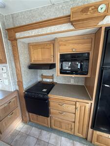 2005 Sunnybrook TITAN 28RLKS - Photo 7 - Hatch, NM 87937