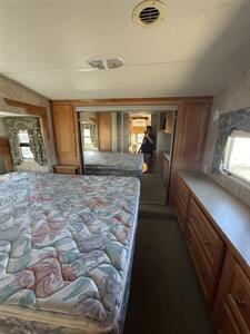2005 Sunnybrook TITAN 28RLKS - Photo 18 - Hatch, NM 87937