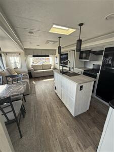 2022 Forest River Vibe   - Photo 21 - Hatch, NM 87937