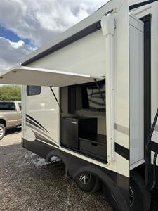 2023 Jayco EAGLE 319MLOK - Photo 7 - Hatch, NM 87937