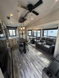 2023 Jayco EAGLE 319MLOK - Photo 8 - Hatch, NM 87937