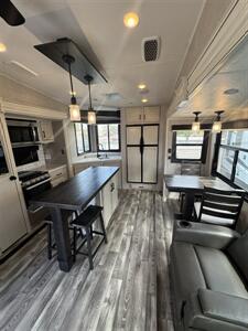 2023 Jayco EAGLE 319MLOK - Photo 9 - Hatch, NM 87937
