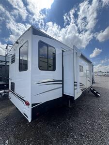 2023 Jayco EAGLE 319MLOK - Photo 2 - Hatch, NM 87937