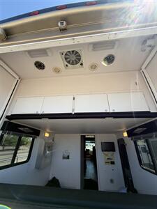 2012 Damon OUTLAW 3611   - Photo 25 - Hatch, NM 87937