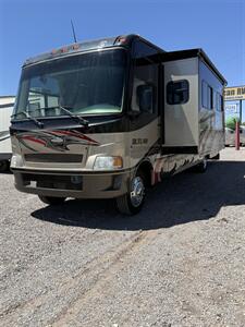 2012 Damon OUTLAW 3611   - Photo 2 - Hatch, NM 87937