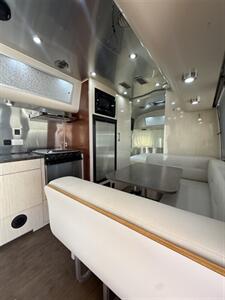 2016 Airstream INTERNATIONAL SERENITY 23FB   - Photo 5 - Hatch, NM 87937