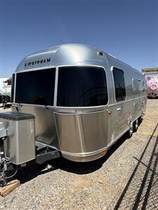 2016 Airstream INTERNATIONAL SERENITY 23FB   - Photo 2 - Hatch, NM 87937