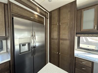 2019 HIGHLAND RIDGE RV MESA RIDGE 313RKS - Photo 12 - Hatch, NM 87937