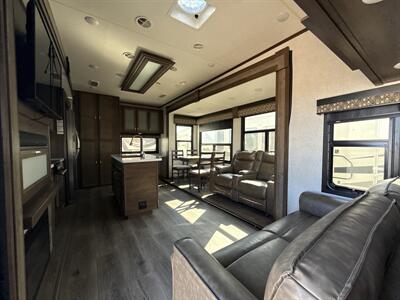 2019 HIGHLAND RIDGE RV MESA RIDGE 313RKS - Photo 19 - Hatch, NM 87937