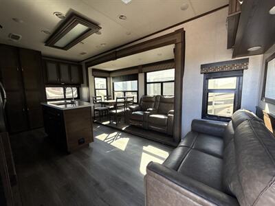 2019 HIGHLAND RIDGE RV MESA RIDGE 313RKS - Photo 6 - Hatch, NM 87937