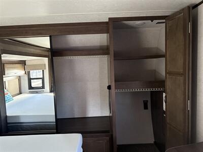 2019 HIGHLAND RIDGE RV MESA RIDGE 313RKS - Photo 16 - Hatch, NM 87937