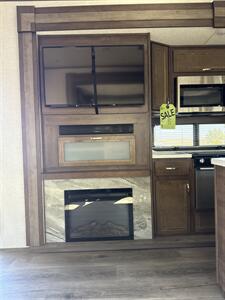 2019 HIGHLAND RIDGE RV MESA RIDGE 313RKS - Photo 13 - Hatch, NM 87937