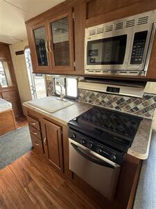 2016 Forest River VIBE 207RD - Photo 11 - Hatch, NM 87937
