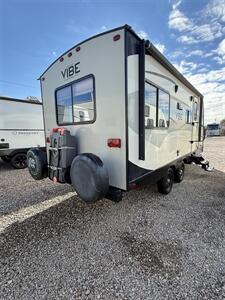 2016 Forest River VIBE 207RD - Photo 2 - Hatch, NM 87937