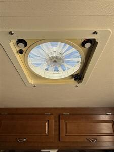 2014 Lance 1985 - Photo 13 - Hatch, NM 87937