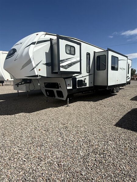 2022 CHEROKEE 365 WOLF PACK   - Photo 1 - Hatch, NM 87937