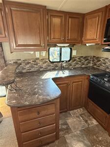 2013 Jayco EAGLE 316RKDS   - Photo 9 - Hatch, NM 87937