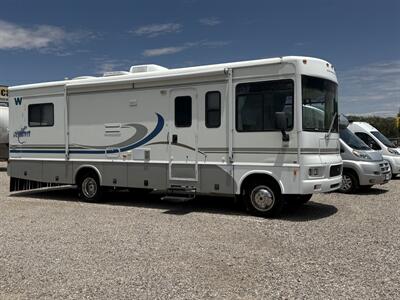 2004 WINNEBAGO SIGHTSEER 30B   - Photo 1 - Hatch, NM 87937