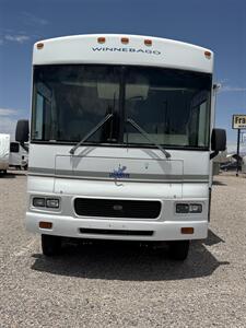 2004 WINNEBAGO SIGHTSEER 30B   - Photo 2 - Hatch, NM 87937