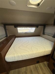 2017 Lance 1685   - Photo 6 - Hatch, NM 87937