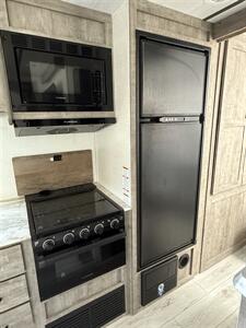 2023 SURVEYOR 252RBLE - Photo 13 - Hatch, NM 87937