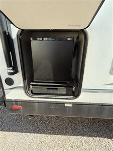 2023 SURVEYOR 252RBLE - Photo 5 - Hatch, NM 87937