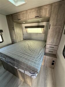 2023 SURVEYOR 252RBLE - Photo 17 - Hatch, NM 87937