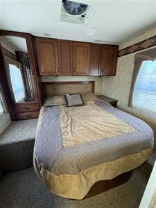 2010 Jayco GREYHAWK 31FK   - Photo 19 - Hatch, NM 87937