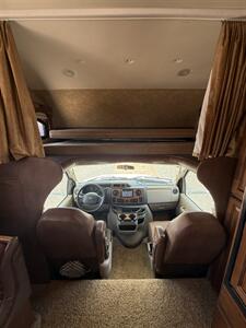 2010 Jayco GREYHAWK 31FK   - Photo 10 - Hatch, NM 87937