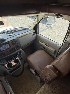 2010 Jayco GREYHAWK 31FK   - Photo 9 - Hatch, NM 87937