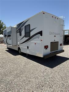 2010 Jayco GREYHAWK 31FK   - Photo 4 - Hatch, NM 87937